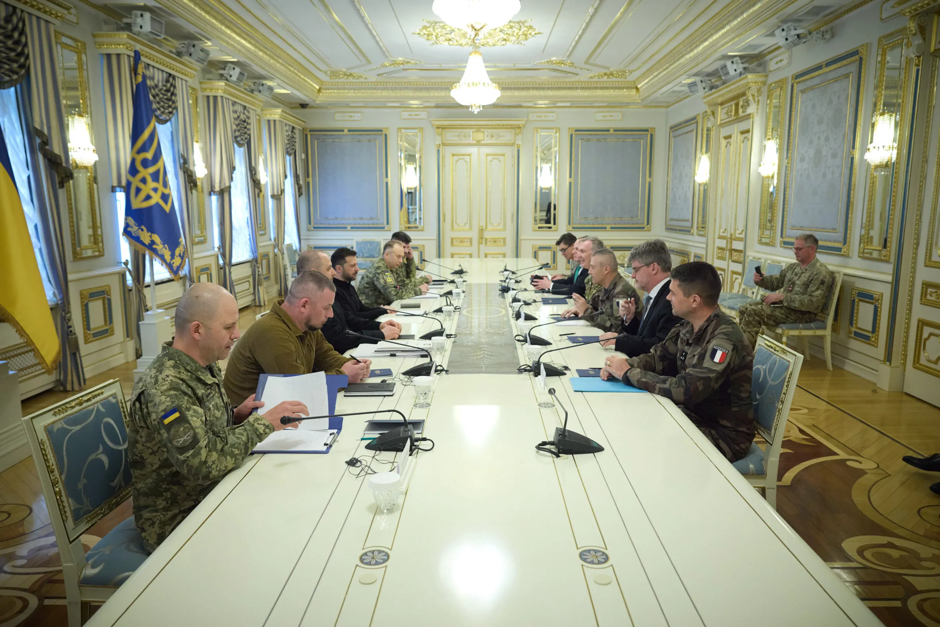 Рустем Умєров взяв участь у зустрічі з начальниками штабів Франції та Великої Британії за участю Президента України