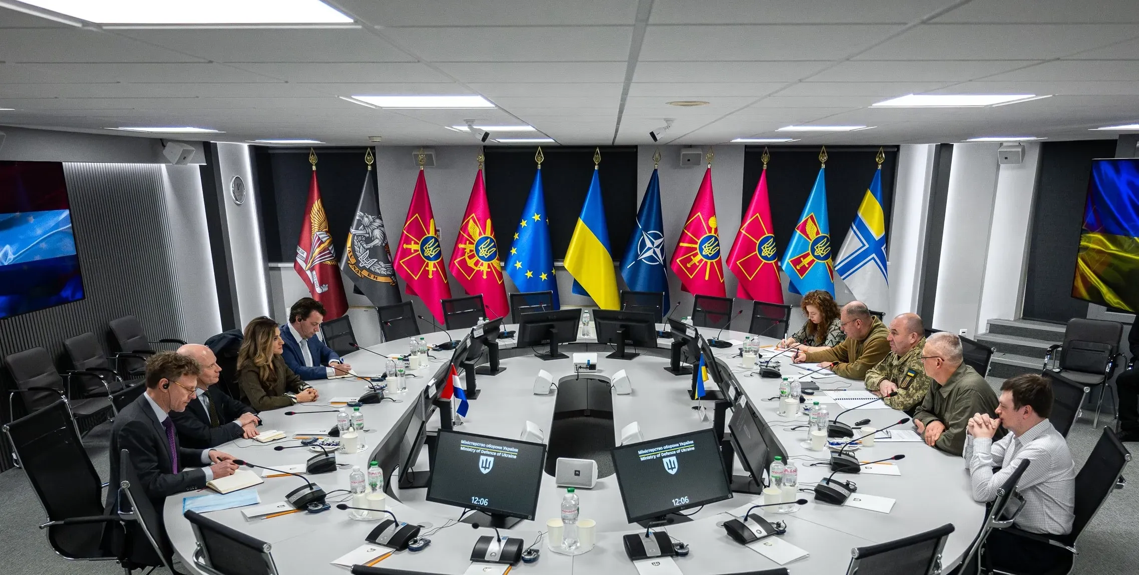 Іван Гаврилюк обговорив з делегацією Нідерландів підтримку України