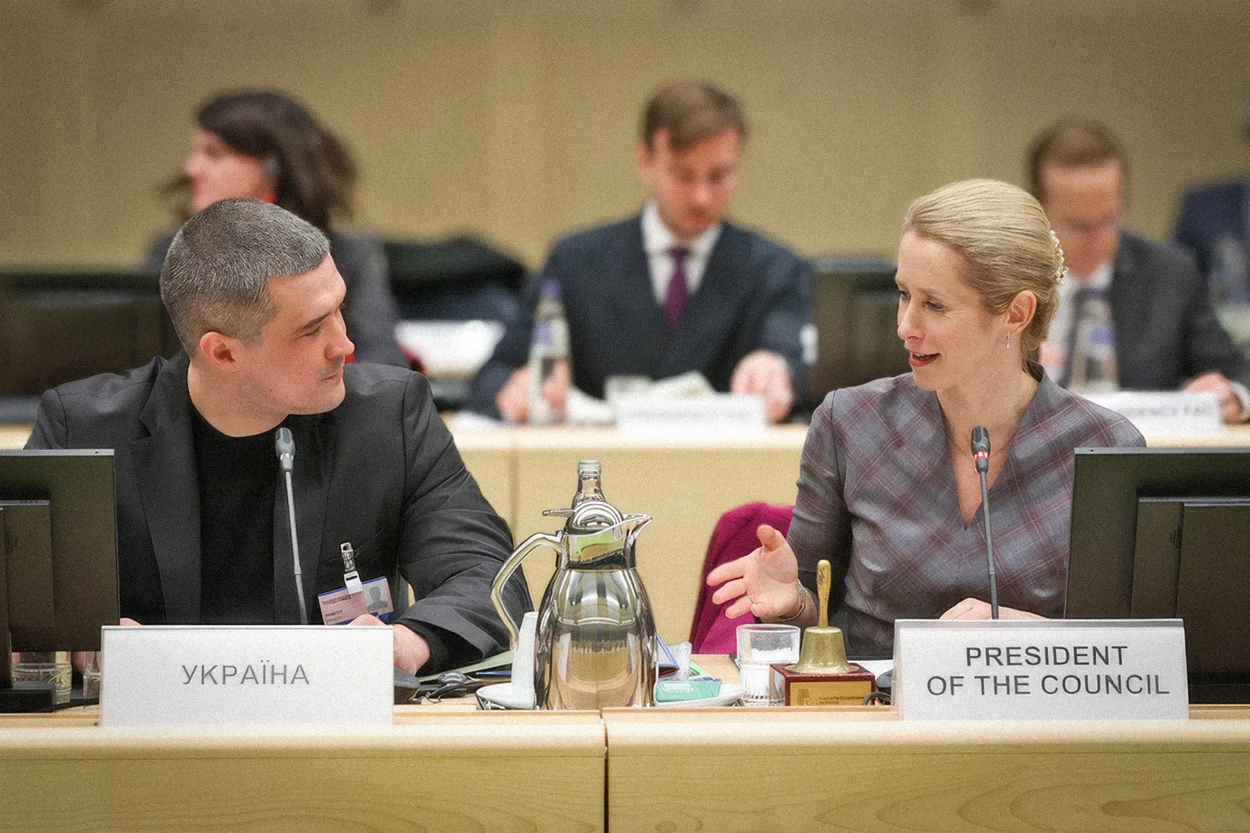 Михайло Федоров та Кая Каллас під час засідання Ради ЄС
