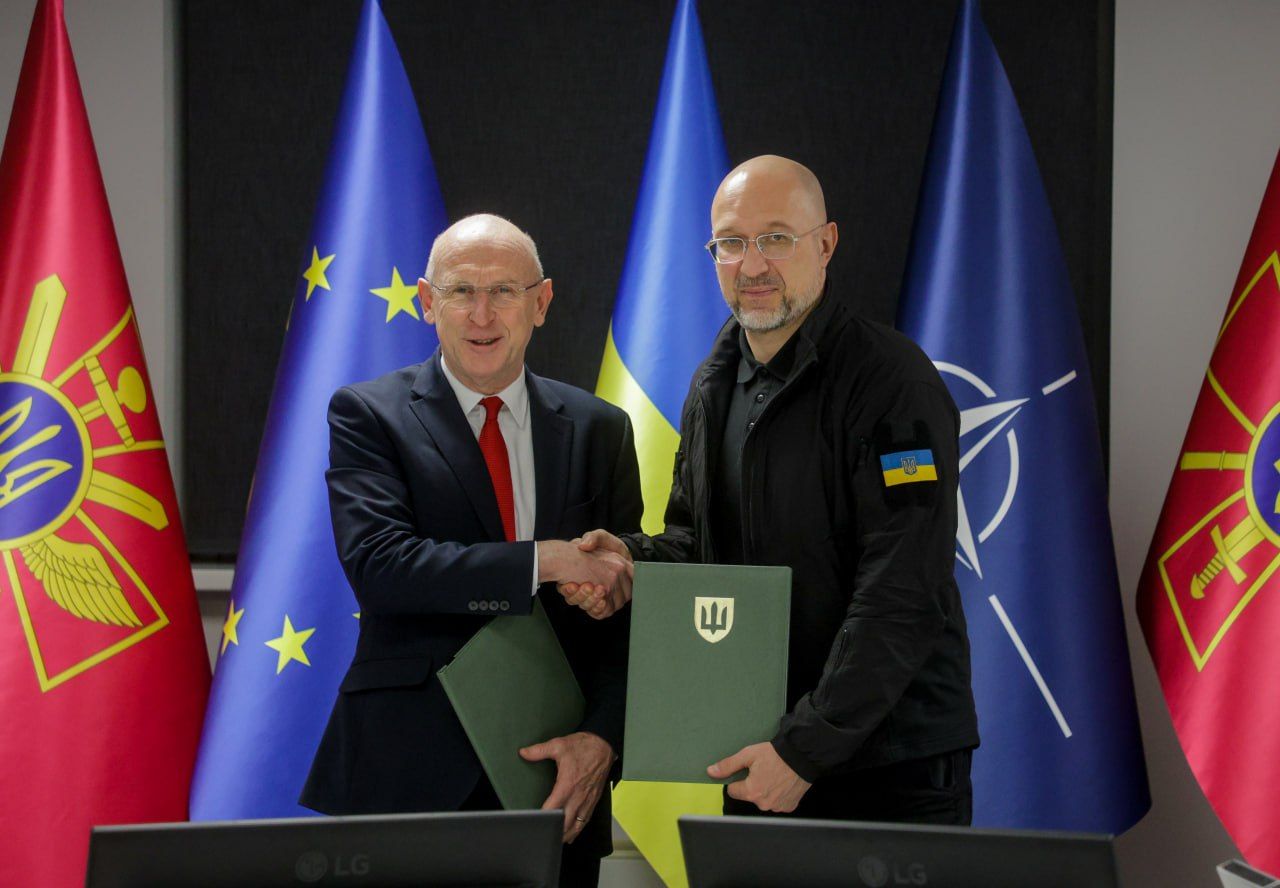 Ukrainian Defence Minister Denys Shmyhal and UK Defence Secretary John Healey in Kyiv during the signing of a development roadmap for the Ukraine–United Kingdom one-hundred-year defence partnership.