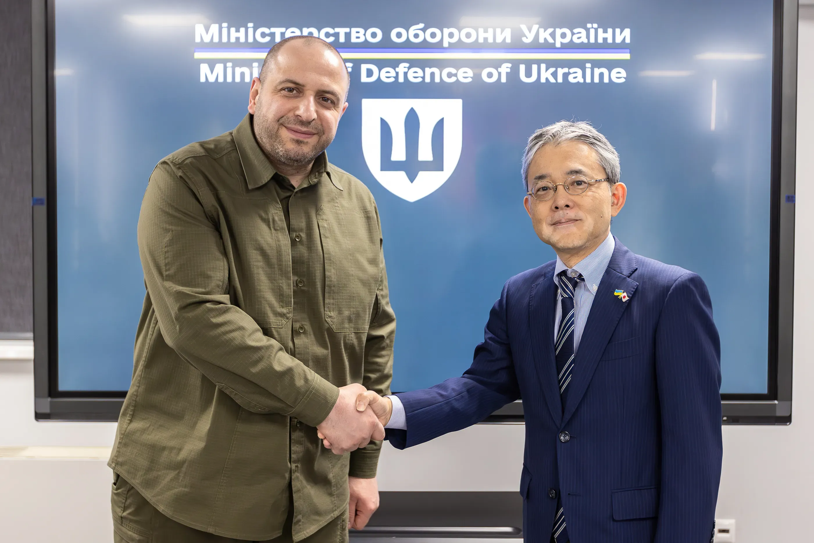 Очільник оборонного відомства подякував японському уряду та народу за підтримку України в умовах російської агресії, наголосивши на важливості стратегічного партнерства між двома країнами.