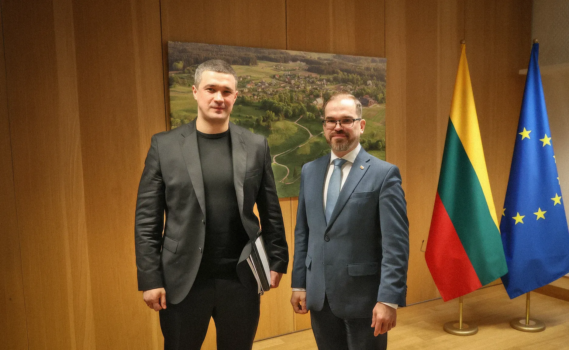 Михайло Федоров та Міністр оборони Литви Робертас Каунас