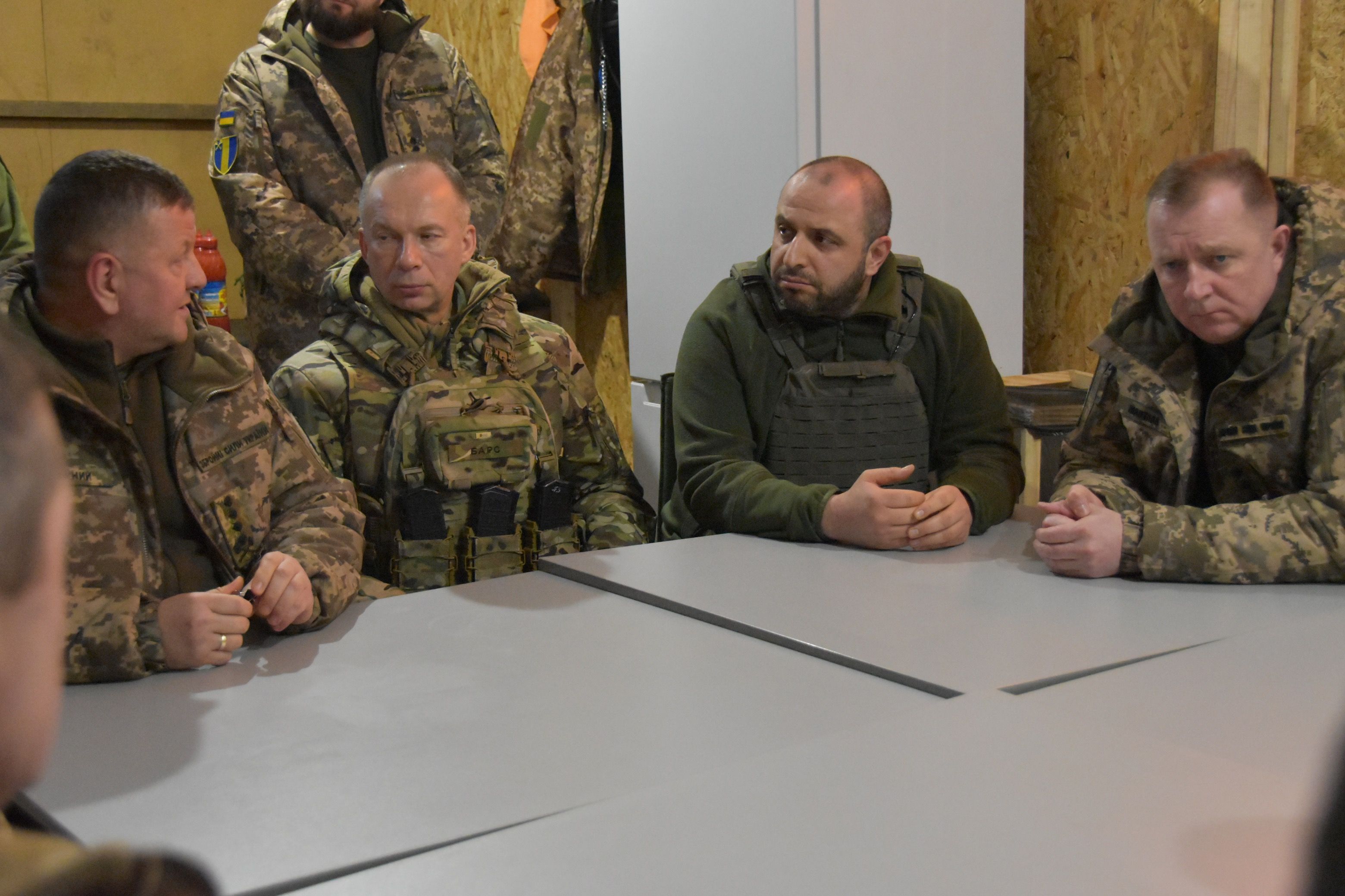 Міністр оборони Рустем Умєров разом з Головнокомандувачем Збройних Сил України генералом Валерієм Залужним і начальником Генерального Штабу генерал-лейтенантом Сергієм Шапталою відвідали позиції Сил оборони в районі Куп’янська