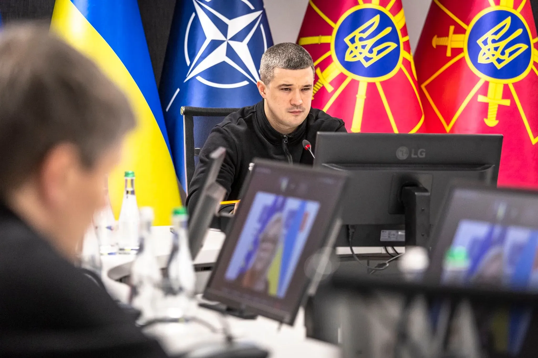 Міністр оборони України Михайло Федоров під час розмови з Міністеркою збройних сил Франції Катрін Вотрен