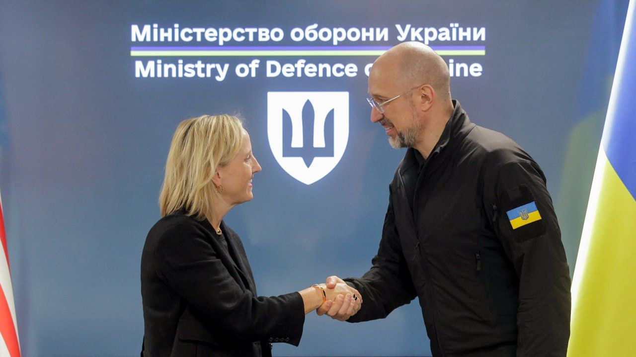 Україна та США продовжують підтримувати насичений діалог у сфері оборони – Денис Шмигаль