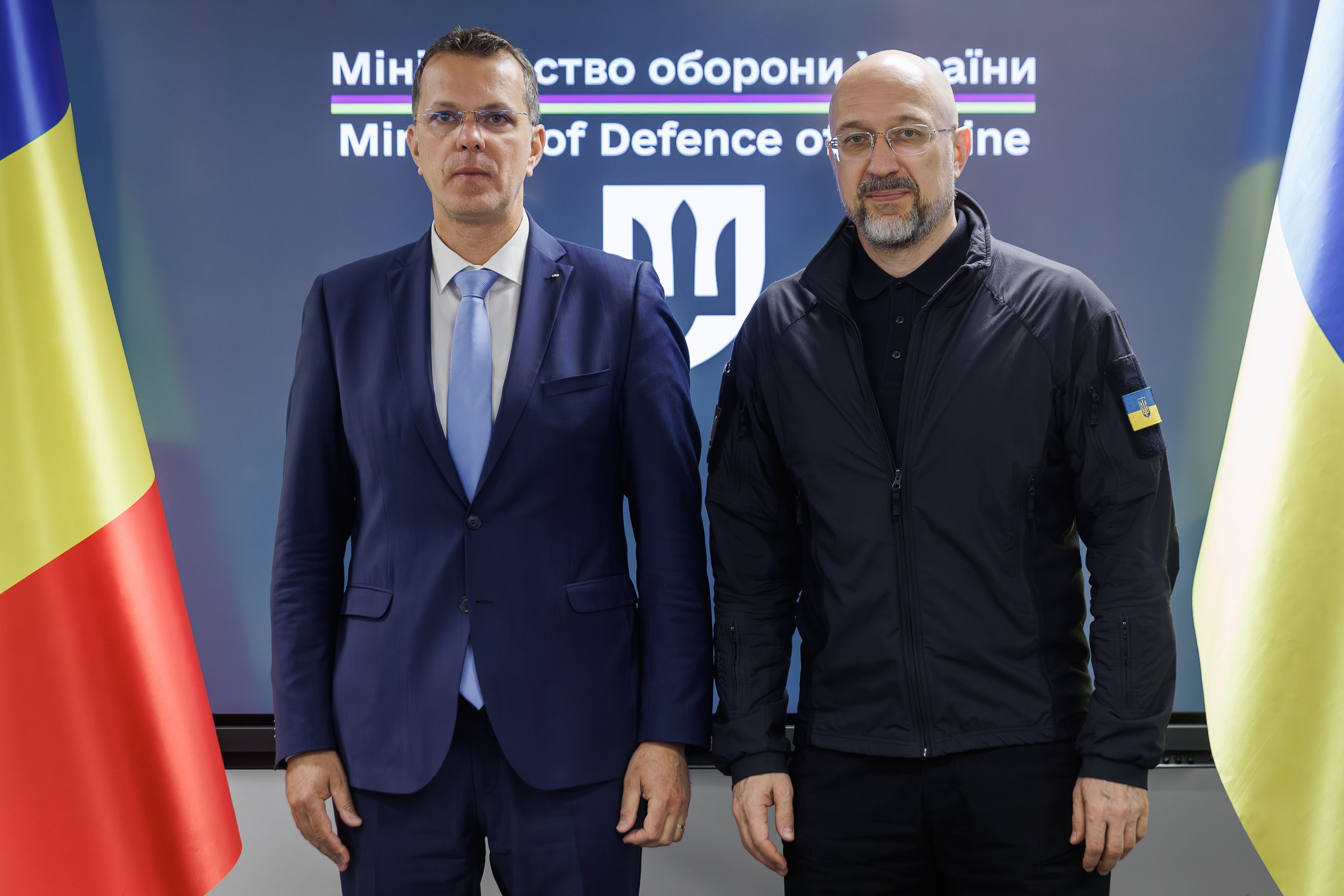 Міністри оборони України та Румунії домовилися посилити координацію між повітряними силами країн