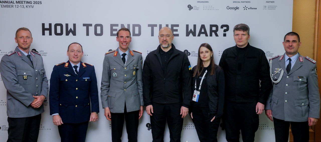 Міністр оборони України Денис Шмигаль зустрівся у Києві з керівництвом ситуаційного центру «Україна» Міністерства оборони Німеччини 