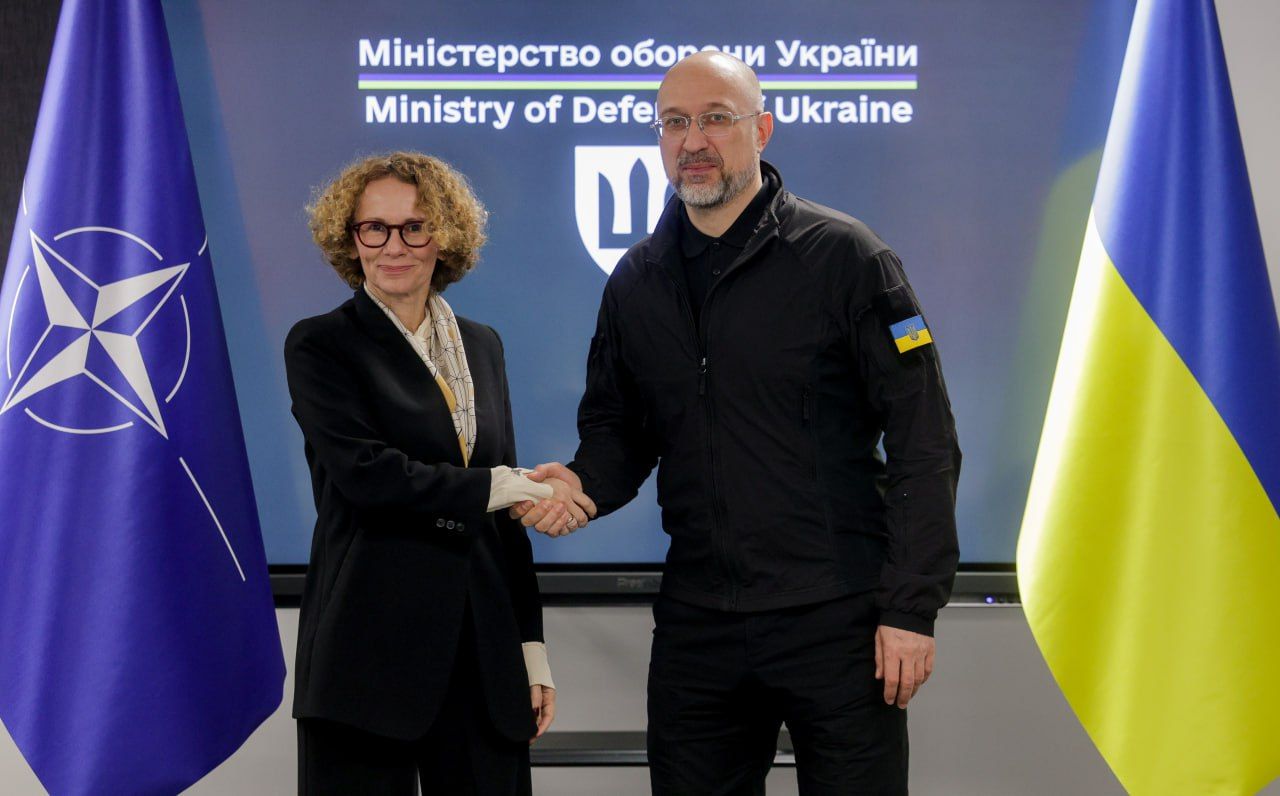Міністр оборони України Денис Шмигаль зустрівся у Києві із заступницею Генерального секретаря НАТО Радмілою Шекеринською.