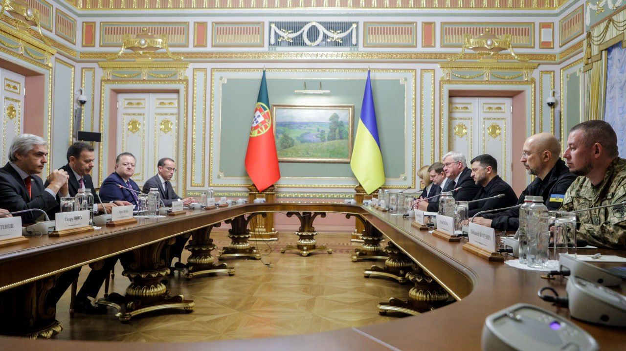 Міністр оборони України Денис Шмигаль взяв участь у зустрічі між делегаціями Президента України Володимира Зеленського та Прем'єр-міністра Португалії Луїша Монтенегру