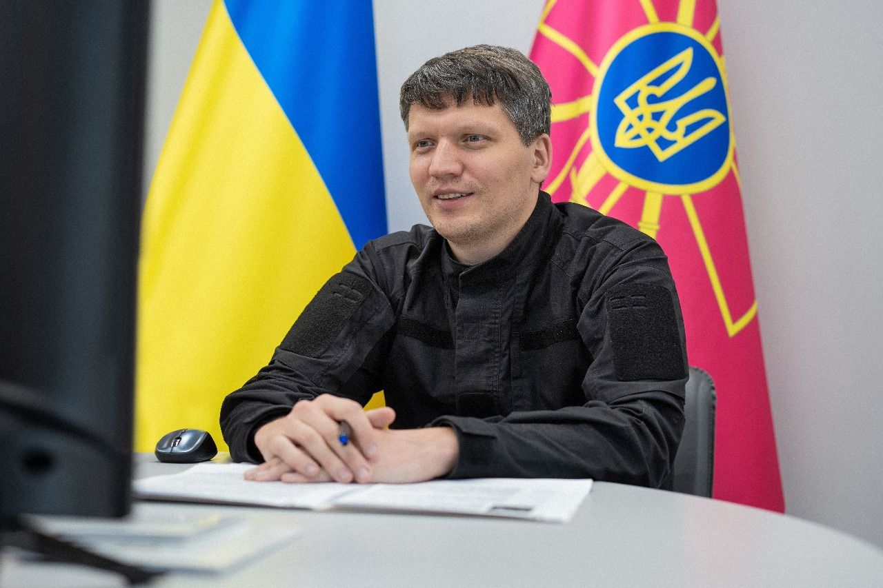 Литва інвестує 10 мільйонів євро у виробництво ракети-дрона «Паляниця» за прикладом «данської моделі», тобто шляхом прямого фінансування українського виробника.