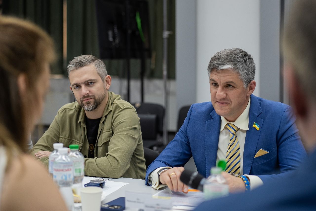 Переговори з делегацією ЄС