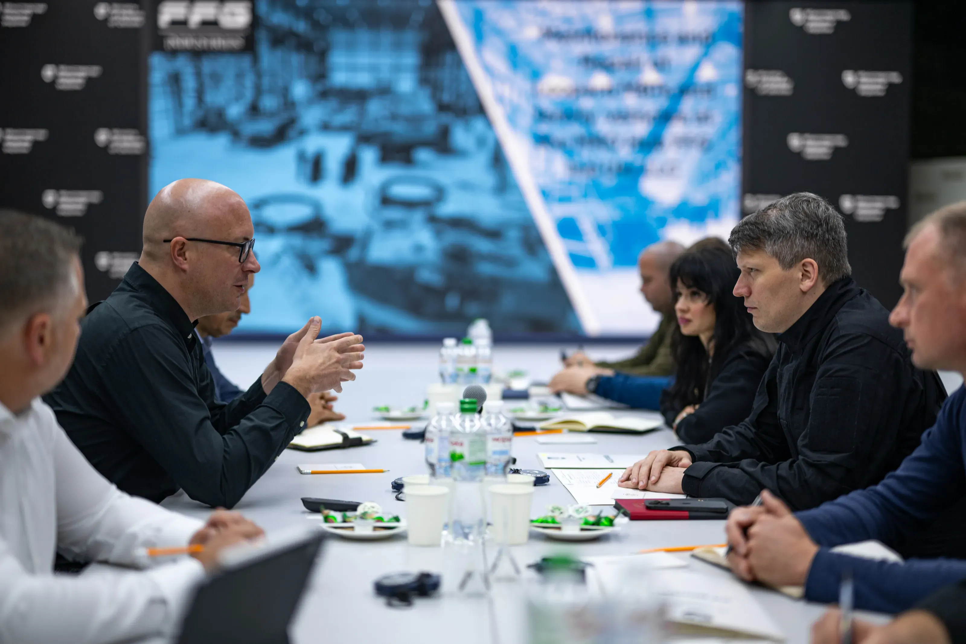 Україна зацікавлена у тому, щоб техніка швидше поверталася на поле бою