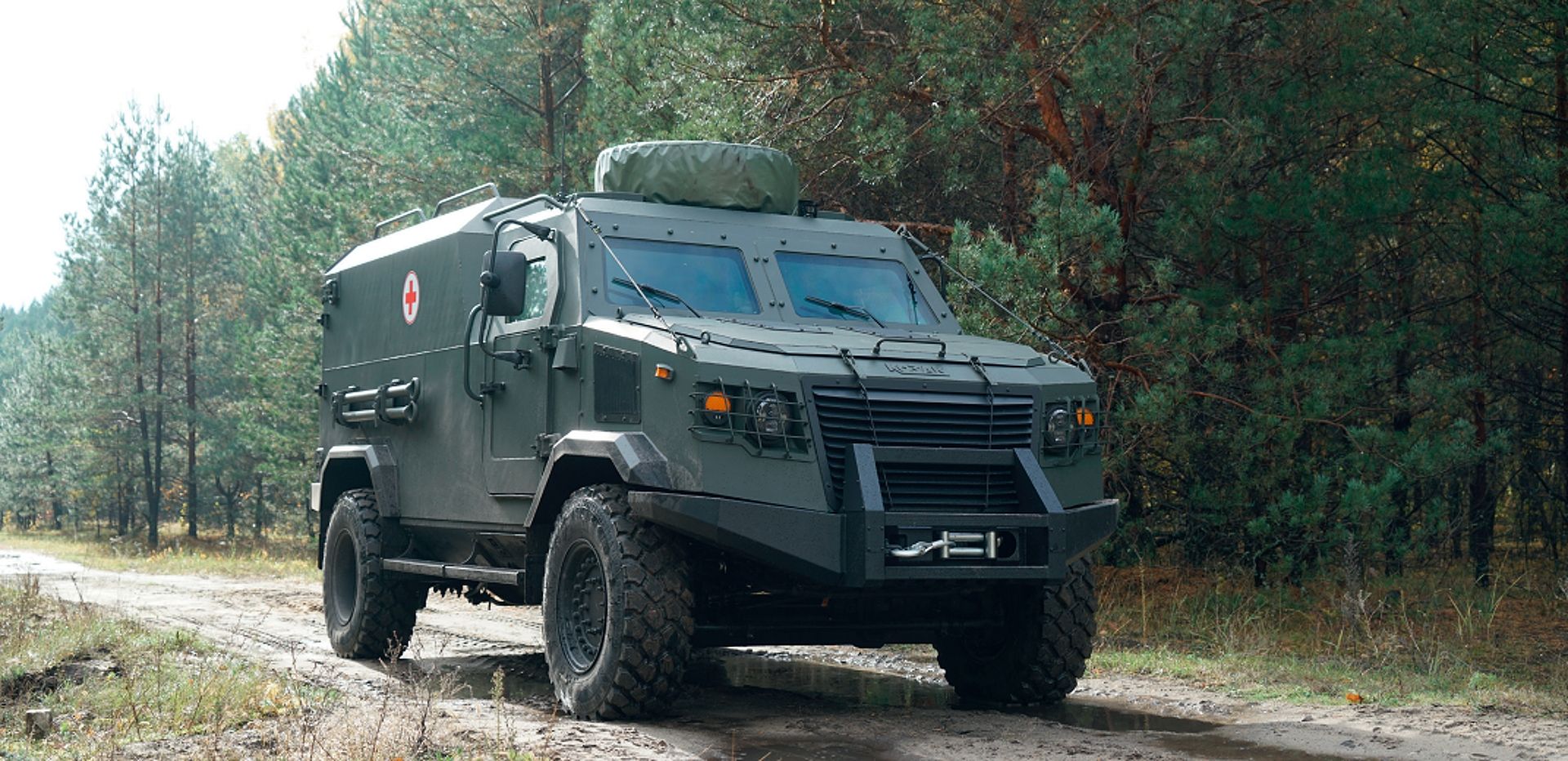 Кодифіковано медичний бронеавтомобіль «Козак-5МЕД»