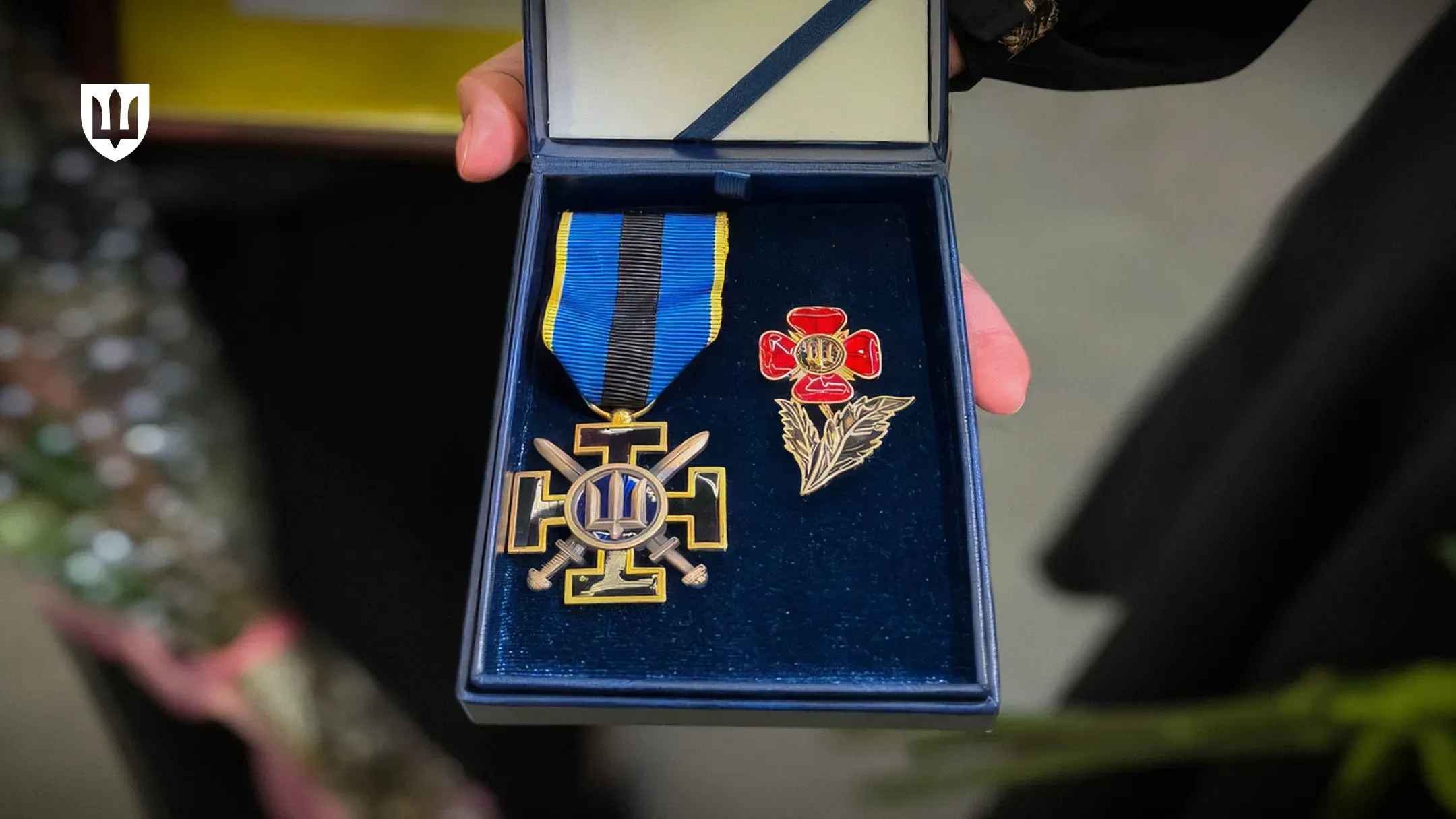 Нагрудні знаки «Честь та пам’ять» та «Комбатантський хрест»