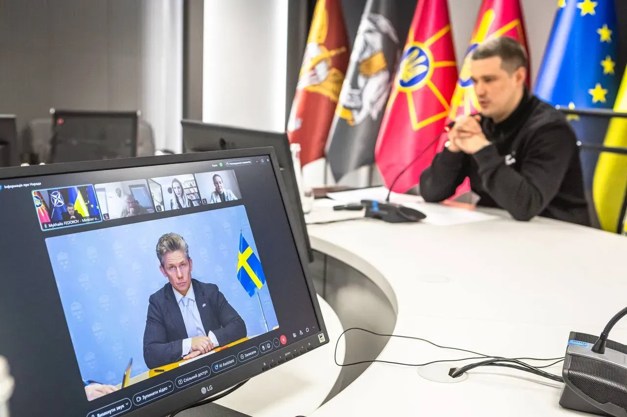 Pål Jonson, Minister of Defence of Sweden