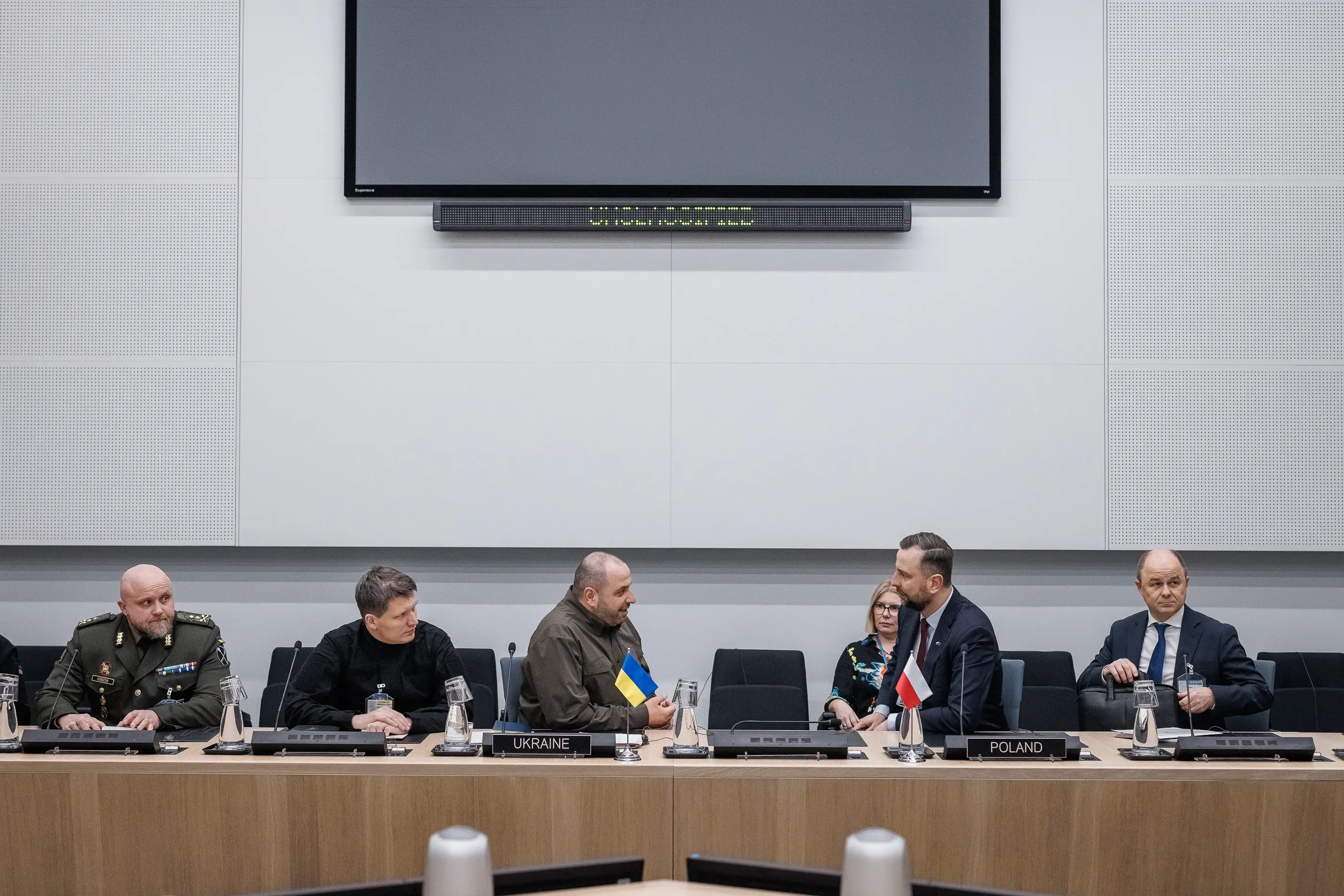 Рустем Умєров провів зустріч із віцепрем’єр-міністром, міністром національної оборони Польщі Владиславом Косіняк-Камишем