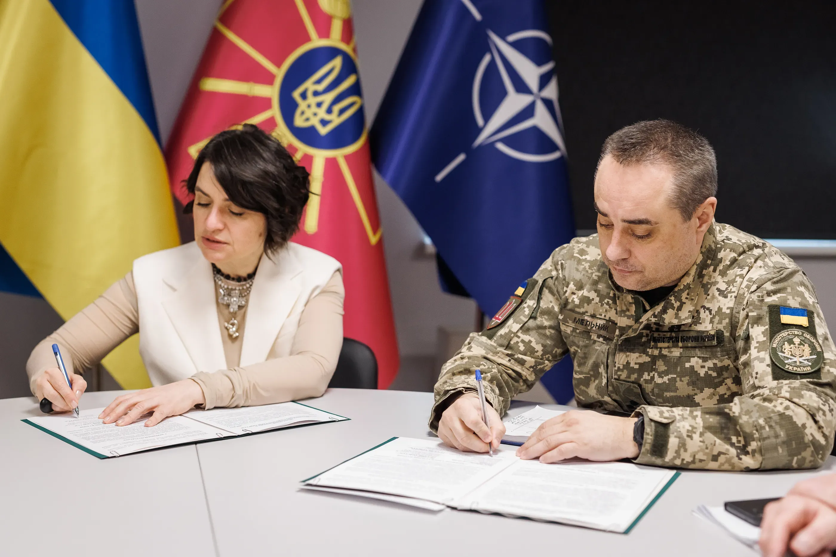 Міністерство оборони України підписало Меморандум про співпрацю з громадською організацією «Серце Азовсталі», яка опікується захисниками Маріуполя.