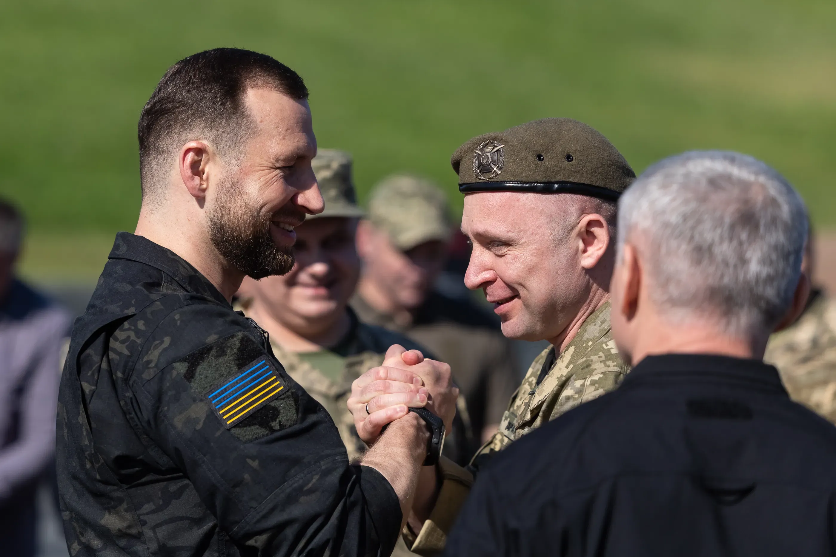 Євгеній Хмара і Михайло Драпатий на урочистостях до Дня Державного Прапора України