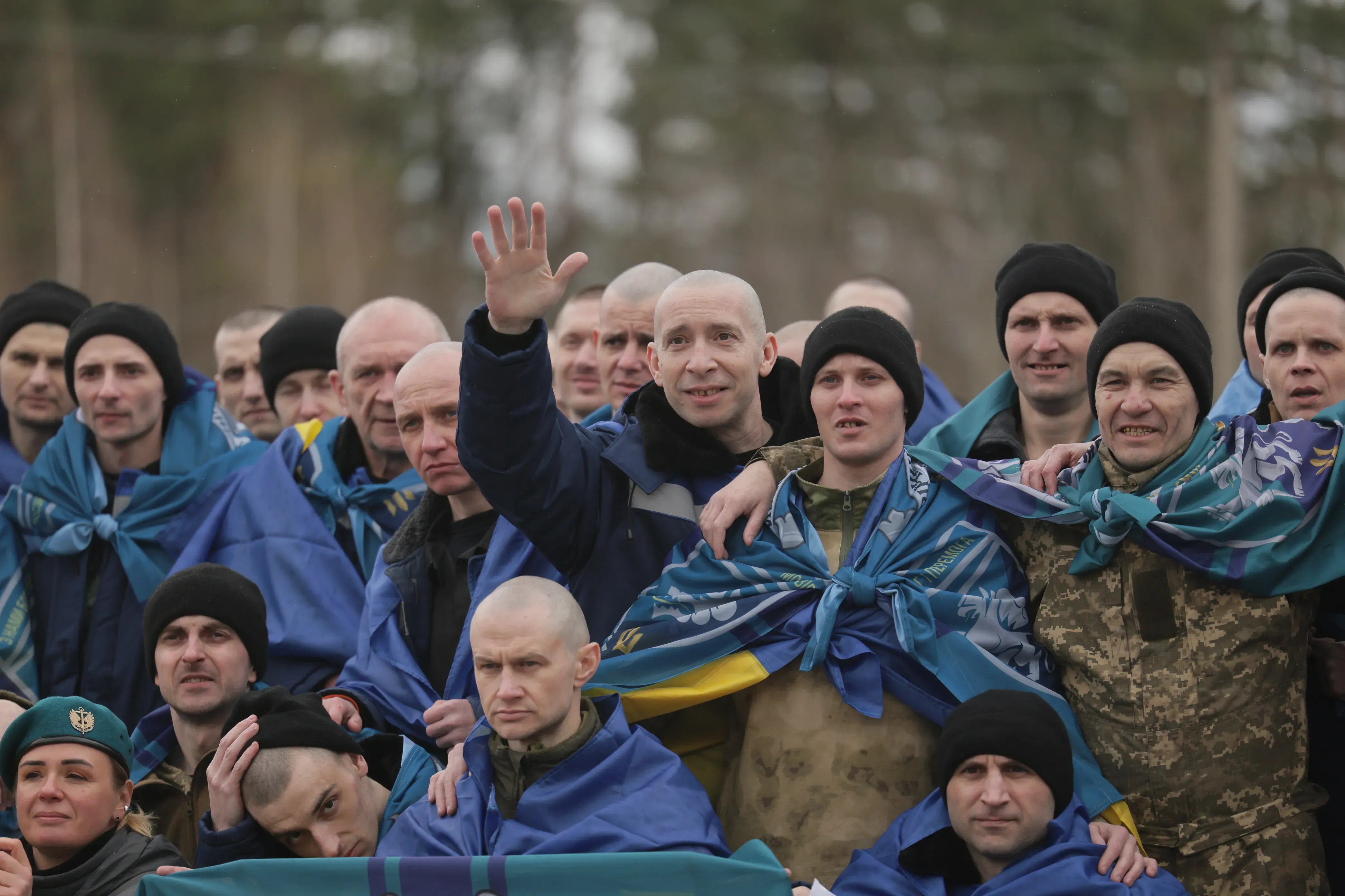 З російської неволі повернулися 182 українців – 175 військовослужбовців та 7 цивільних