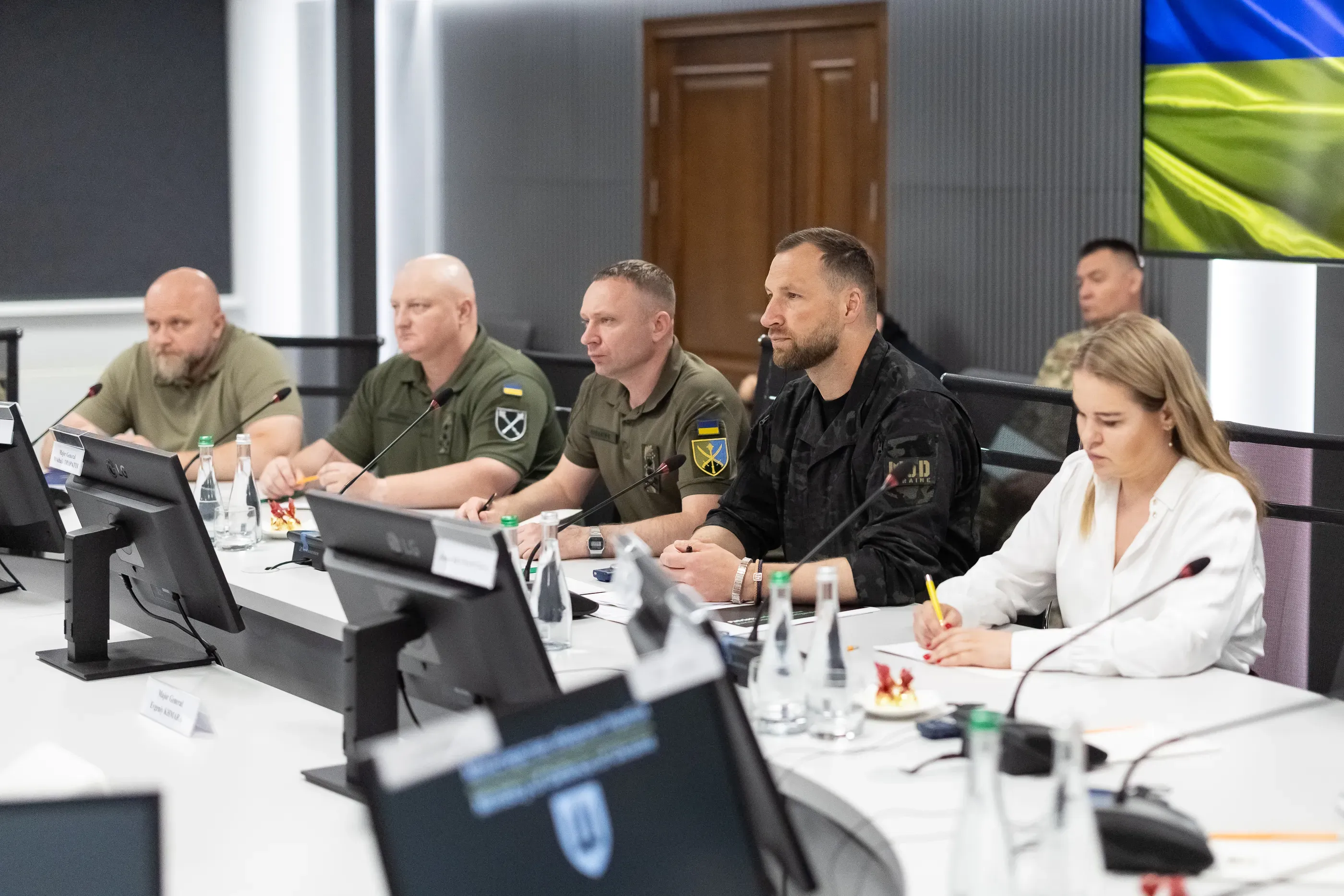 Делегація Міноборони України на чолі з Євгенієм Хмарою