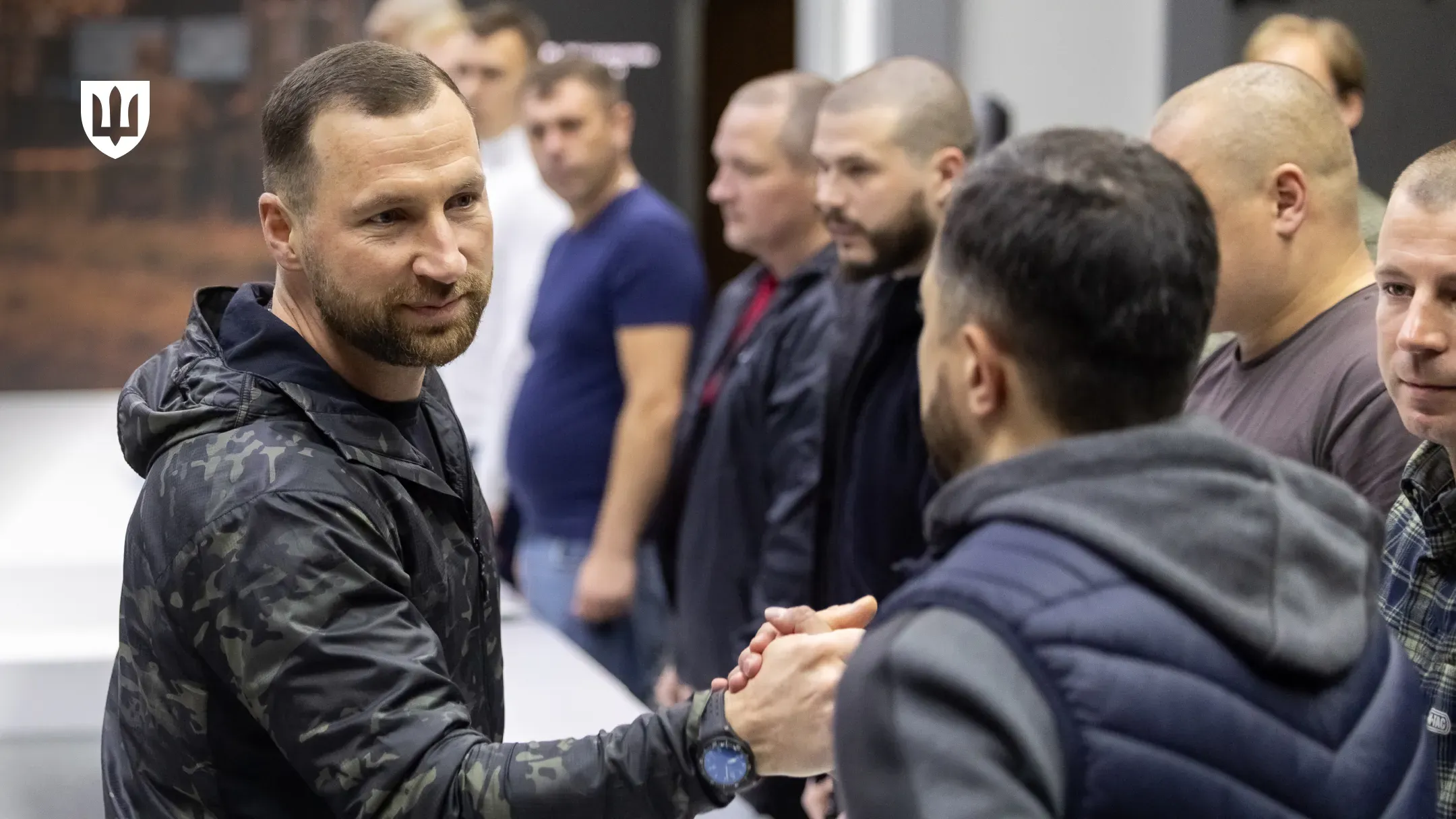 Міністр оборони України Євгеній Хмара на зустрічі з військовослужбовцями бойових підрозділів