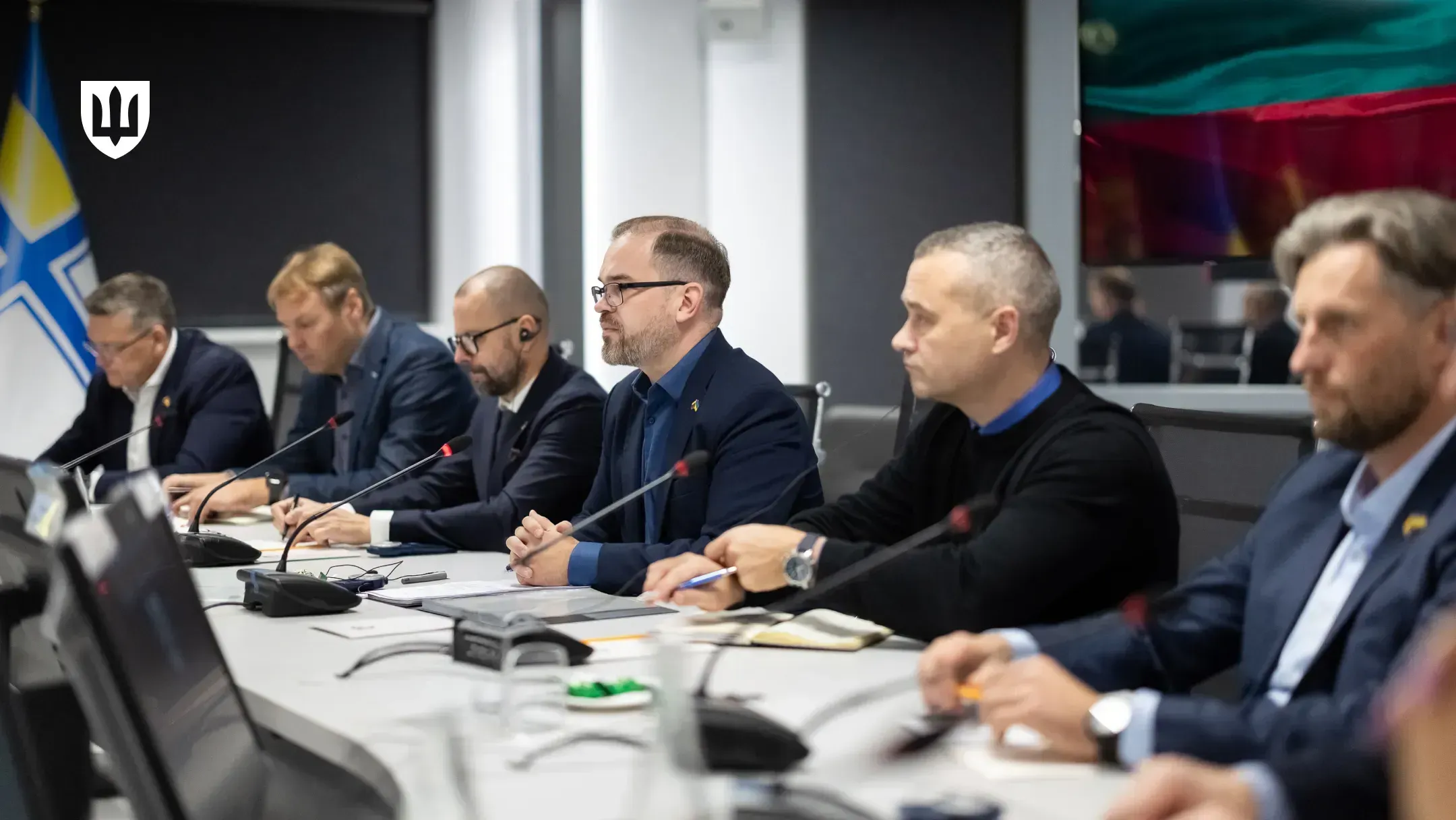 Lithuanian delegation during a briefing on the battlefield situation