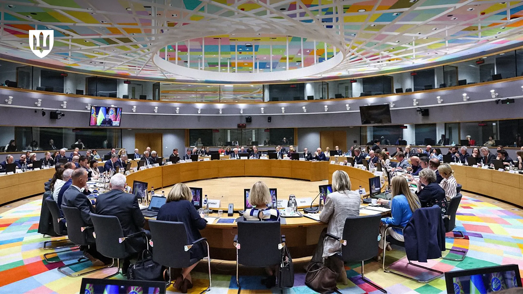 Учасники засідання Ради Європейського Союзу із закордонних справ на рівні міністрів оборони держав-членів ЄСза великим круглим столом