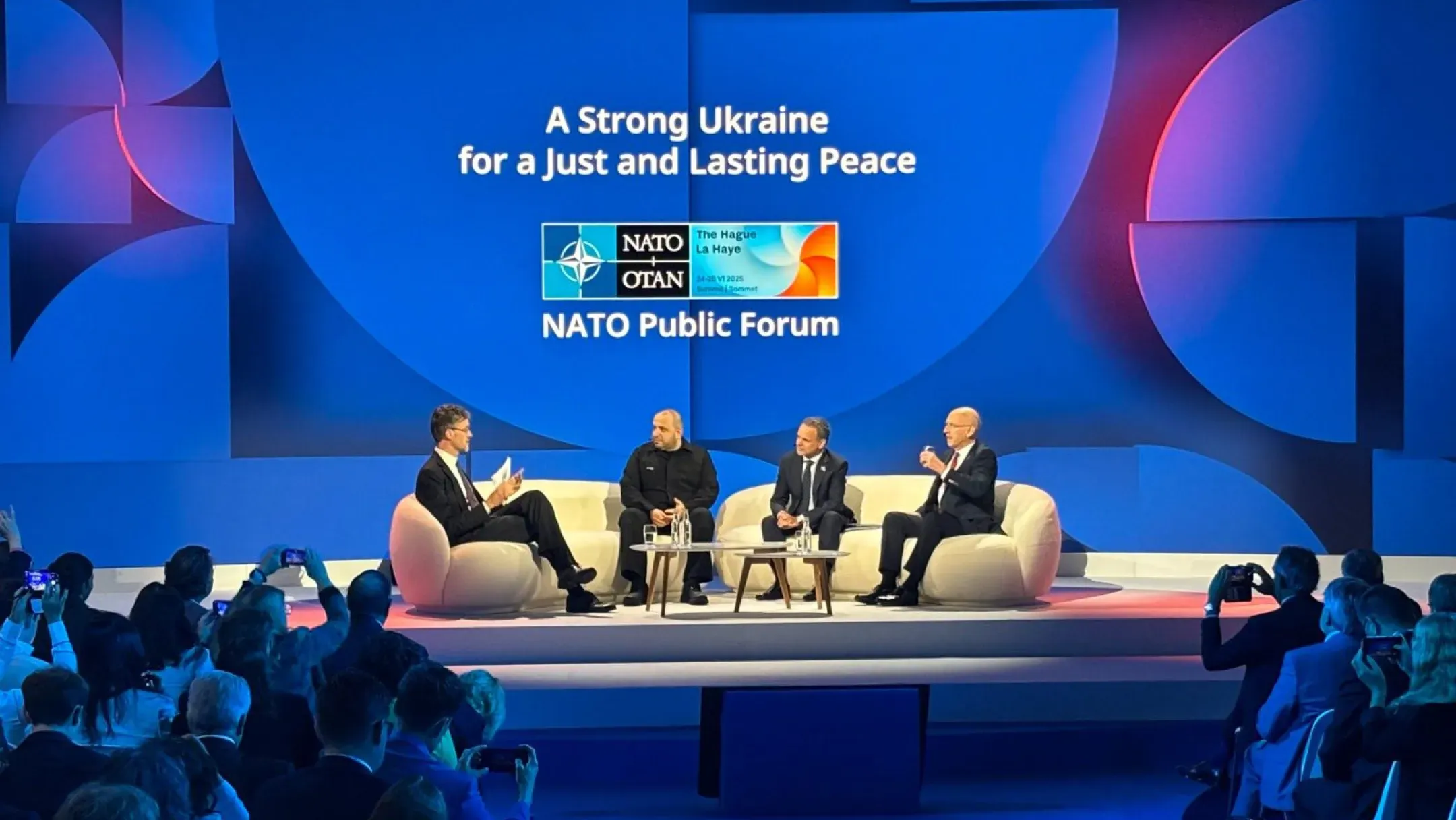 Рустем Умєров взяв участь у панельній дискусії NATO Public Forum у Гаазі