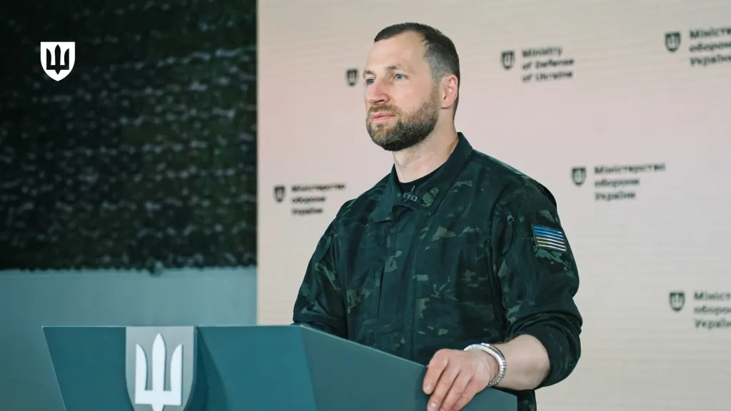 Євгеній Хмара за трибуною