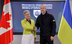 Міністр оборони України Денис Шмигаль провів зустріч з послом Канади в Україні Наталкою Цмоць