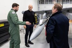 Денис Шмигаль: Продовжуємо роботу над постачанням в Україну шведських бойових літаків Gripen