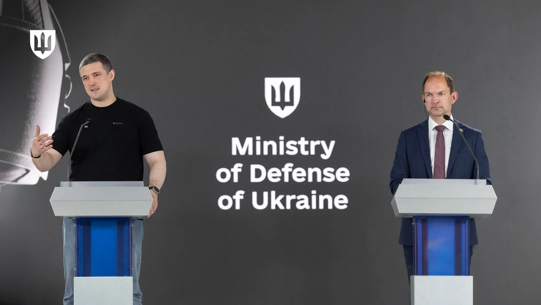 Ukraine’s Minister of Defence Mykhailo Fedorov and Denmark’s Minister of Defence Jeppe Bruus