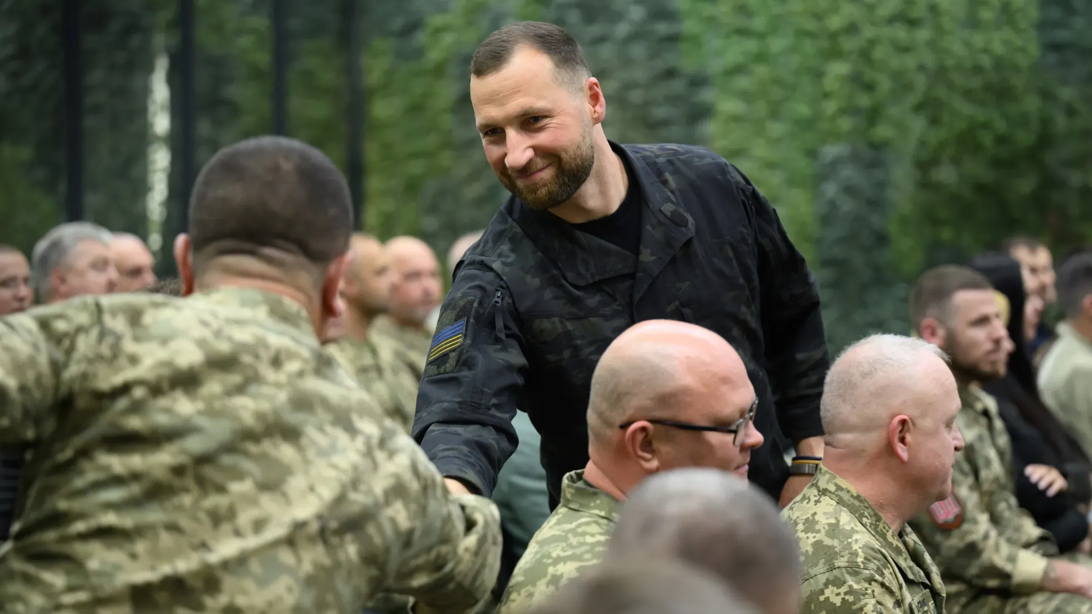 Міністр оборони поспілкувався з військовими після офіційного представлення