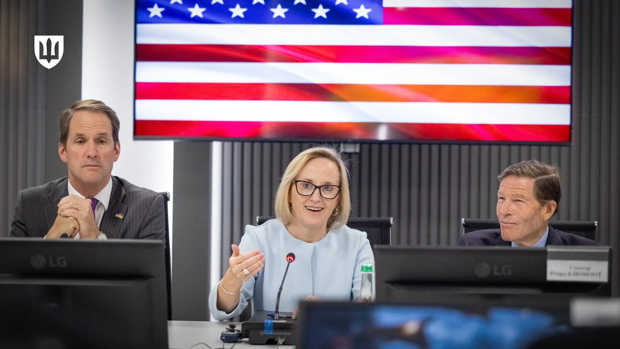 U.S. Chargé d’Affaires Julie S. Davis and Members of Congress Richard Blumenthal and Jim Himes
