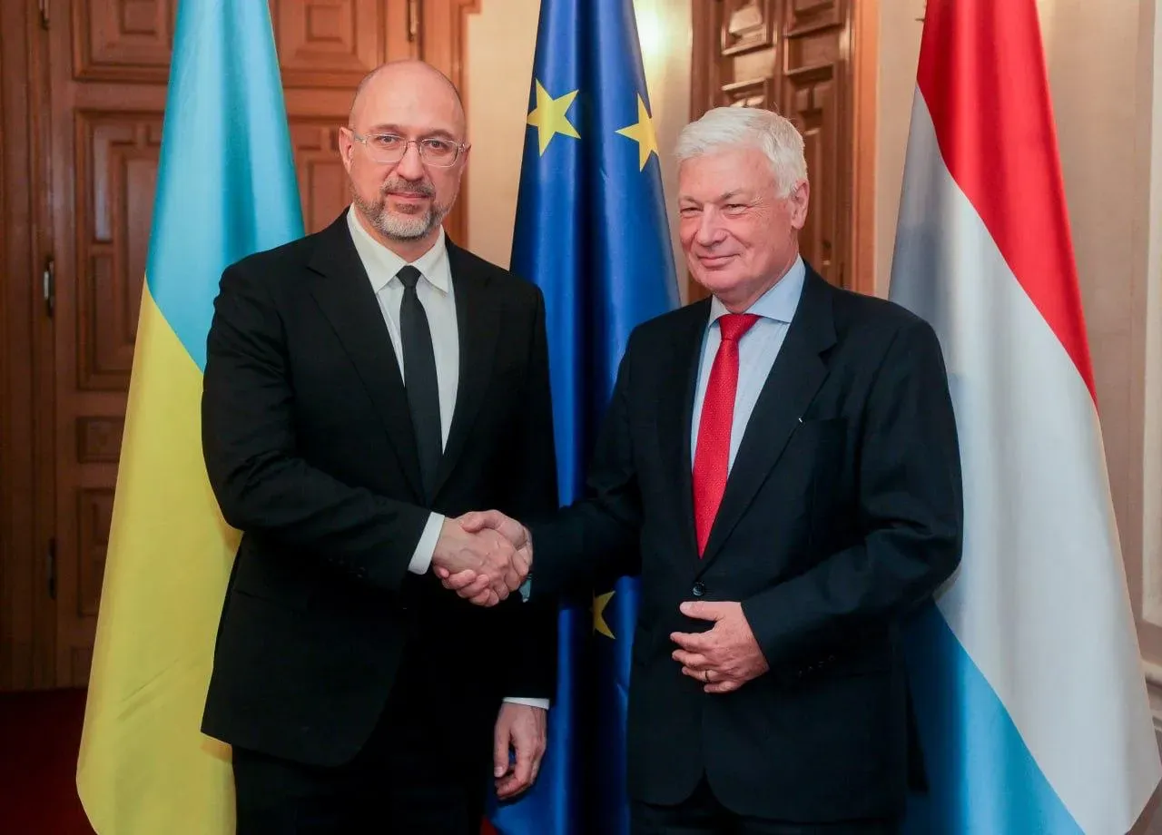 whatsapp-image-2025-10-16-at-21-15-32